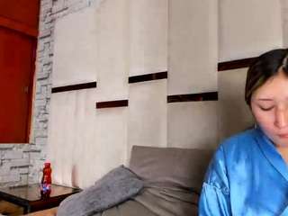 AngelaAndAnllelo live webcam show