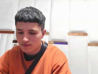 AngelaAndAnllelo live webcam show