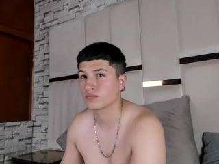 AngelaAndAnllelo