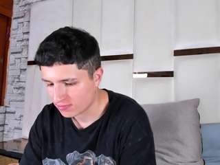 AngelaAndAnllelo
