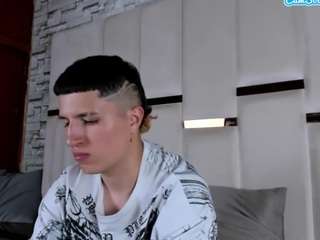AngelaAndAnllelo