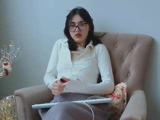 le modèle bell-menis est en webcam porno dans un show sur le site camsoda, il possède les tags suivants: anal toys,dirty talk,double penetration,foot fetish,green eyes,no drinking,orgasm,raven hair,sex toys,skinny,small tits,tattoos,twerk,hd