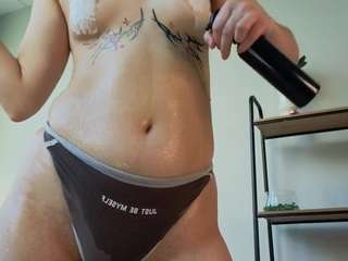 Live webcam model bell-menis on Soda Cams