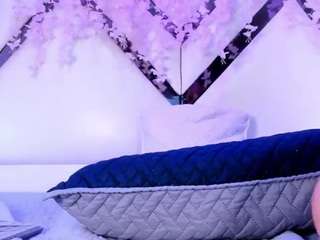 Live webcam model chloehart1 on Soda Cams