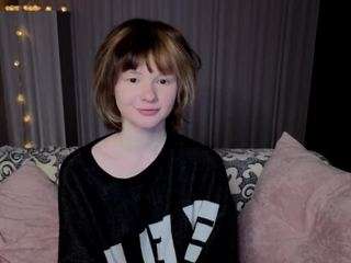 mikassabowl, female webcam model,  years old, on live webcam