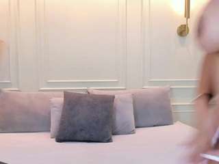 selenacutee live cam profile