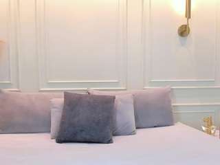 Live webcam model selenacutee on Soda Cams