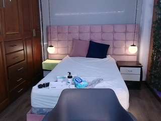 Live webcam model shaymilleer on Soda Cams