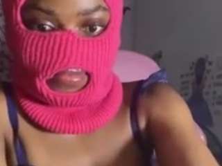 Live webcam model wetykityy on Soda Cams