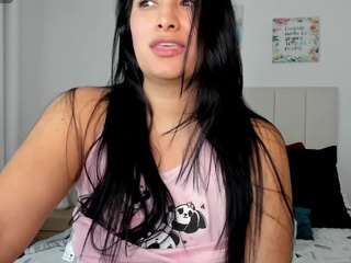 kim_latinhot