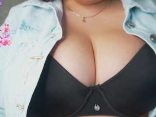 AlinnaJohnson