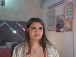 AlinnaJohnson