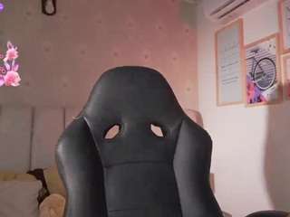 AlinnaJohnson live webcam show