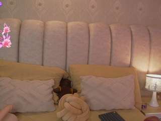 AlinnaJohnson live webcam show