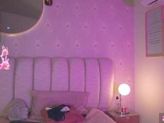 AlinnaJohnson live cam preview