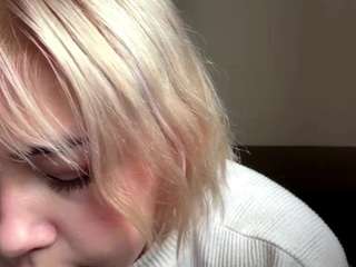 amytorry's CamSoda show and profile