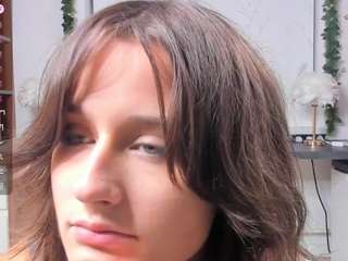 Live webcam model candidaamparo on Soda Cams
