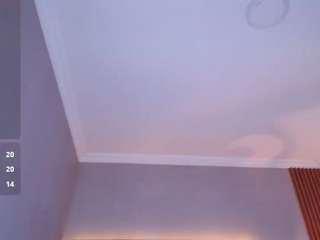 charlotte-miles live webcam show
