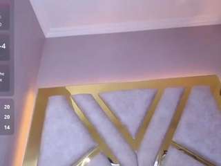charlotte-miles live webcam show