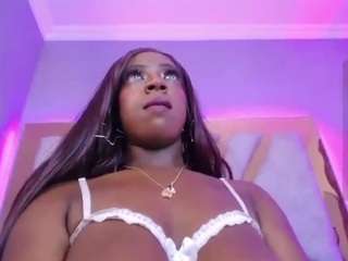 charlotte-miles live webcam show