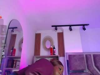 Charlotte-miles live webcam show