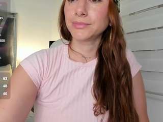 curvy-samantta