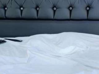 Live webcam model danielssex1 on Soda Cams