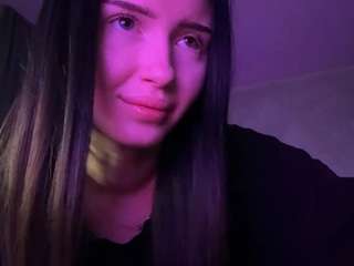 Live webcam model emasivert on Soda Cams