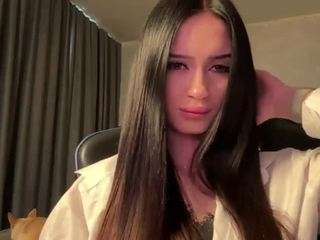 emasivert Profile Image