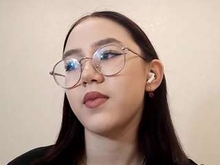 Live webcam model georgianawaiden on Soda Cams