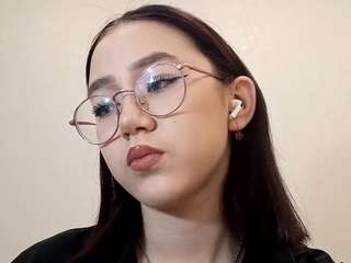 Live webcam model georgianawaiden on Soda Cams