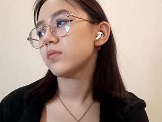 Live webcam model georgianawaiden on Soda Cams