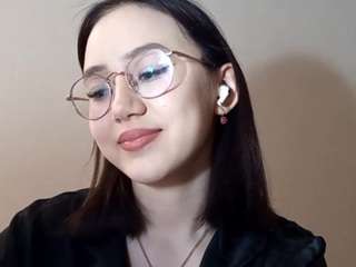 Live webcam model georgianawaiden on Soda Cams