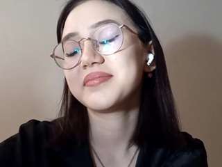 Live webcam model georgianawaiden on Soda Cams