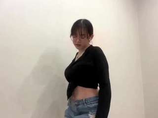 Live webcam model georgianawaiden on Soda Cams