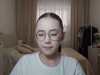 Roxie live webcam show