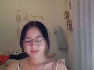 Roxie live webcam show