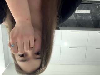 Live webcam model kayeaas on Soda Cams