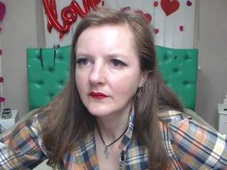 meganpirs Live Webcam on CamSoda