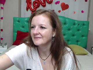 MeganPirs live cam preview