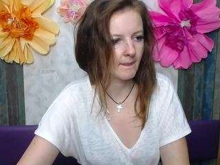 MeganPirs live cam preview