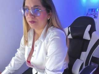 Live webcam model melisa-14 on Soda Cams