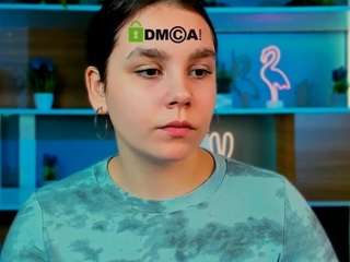 mishel-shy live cam profile