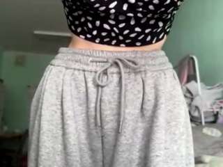 Live webcam model muicoressel on Soda Cams