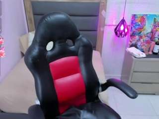 le modèle samantha-fiore est en webcam porno dans un show sur le site camsoda, il possède les tags suivants: ahegao,asshole,young adult,upskirt,twerk,toys,teen 18,tease,squirter,spanking,skinny,pov,orgasm,normal,nature,natural,naked,lovense,black hair,blowjob