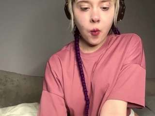 le modèle shantelhurt est en webcam porno dans un show sur le site camsoda, il possède les tags suivants: ahegao,sex toys,gorgeous,massage,moaning,natural,nipple piercings,orgasm,pov,public,skinny,amateur,smoking,solo,strip,striptease,tattoos,teen 18,wet,young adult