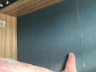 Auesha live webcam show