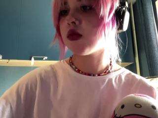 le modèle shantelhurt est en webcam porno dans un show sur le site camsoda, il possède les tags suivants: ahegao,sex toys,lovense,massage,moaning,natural,nipple piercings,normal,orgasm,pov,public,skinny,gorgeous,smoking,solo,strip,striptease,tattoos,teen 18,toys