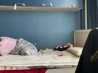 Auesha live cam preview