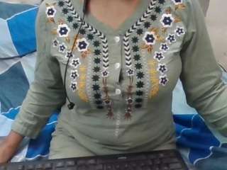 sweetyarora7772 webcam